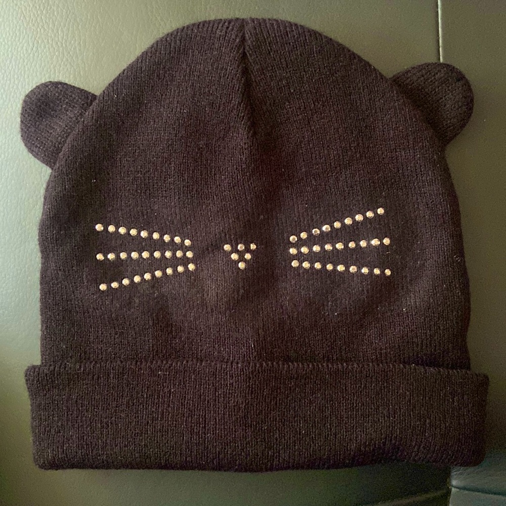 Cat beanie with ears